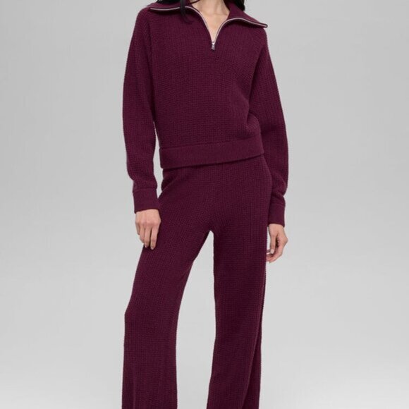 Alo Yoga Cashmere Plush Waffle 1/4 Zip Pullover Burgundy - Picture 4 of 4